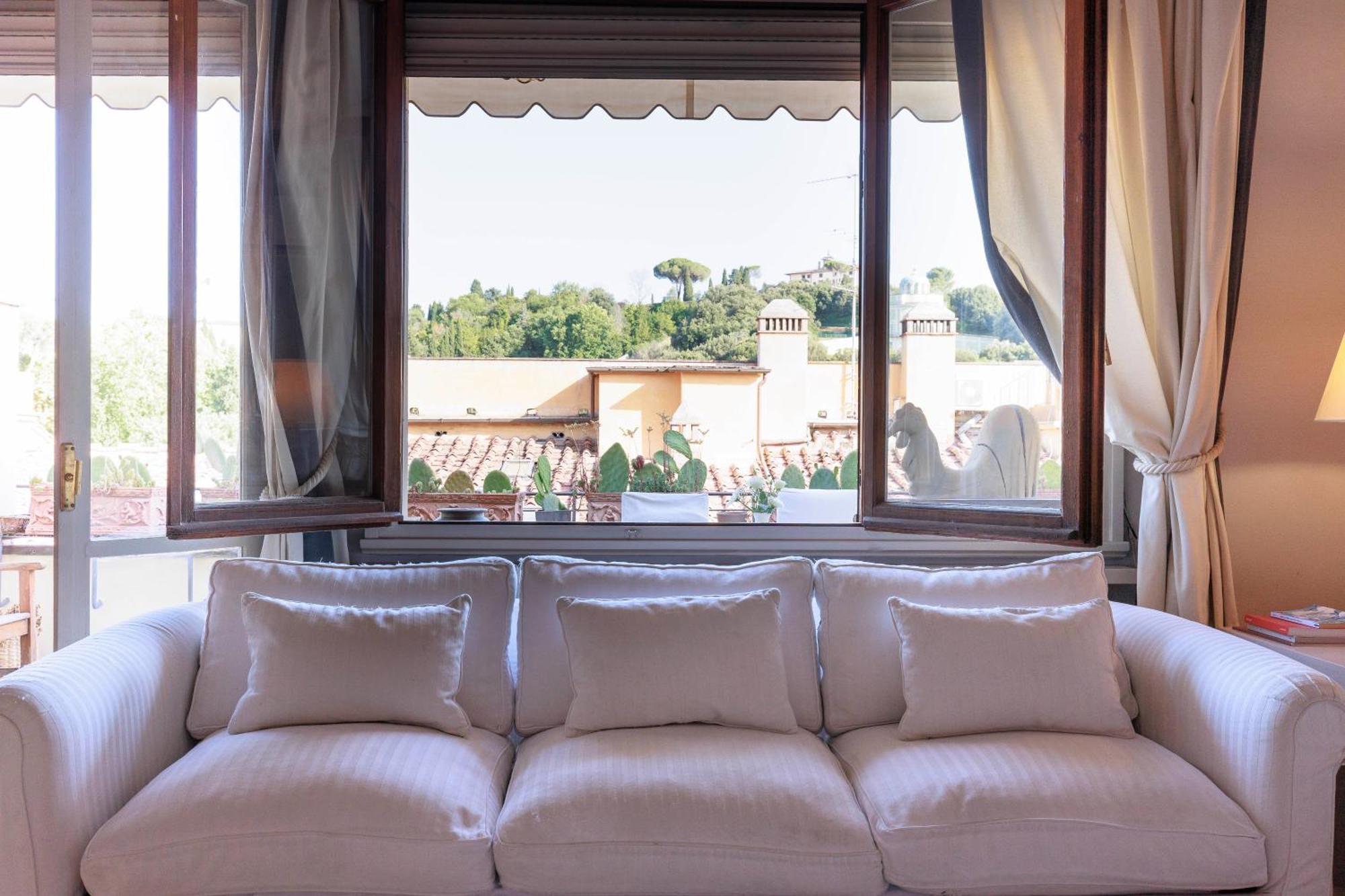 Pitti Secret Rooftop Florence