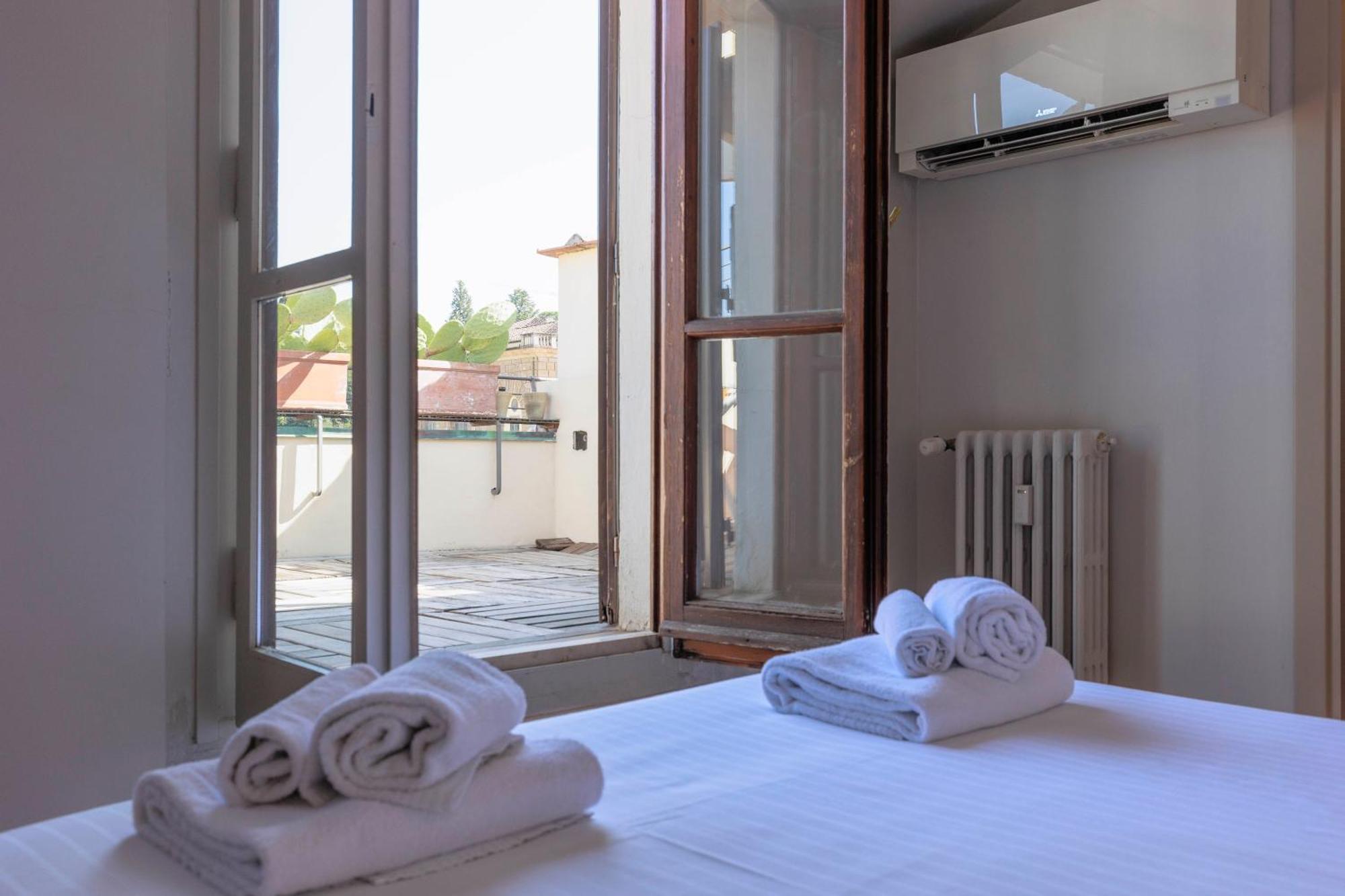 Pitti Secret Rooftop Apartment *